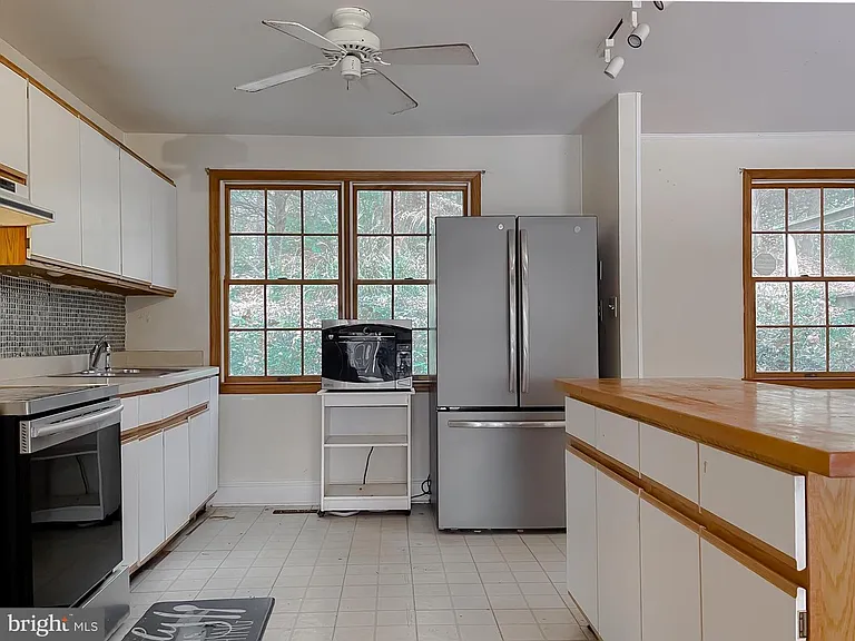 Waterfront Cottage on Patuxent River in Hollywood, MD